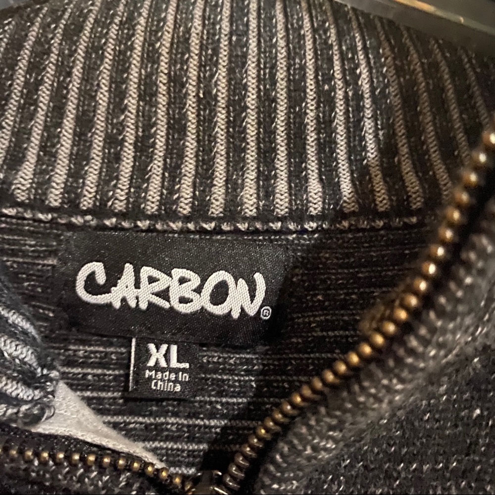 Pullover - Picture 2 of 3